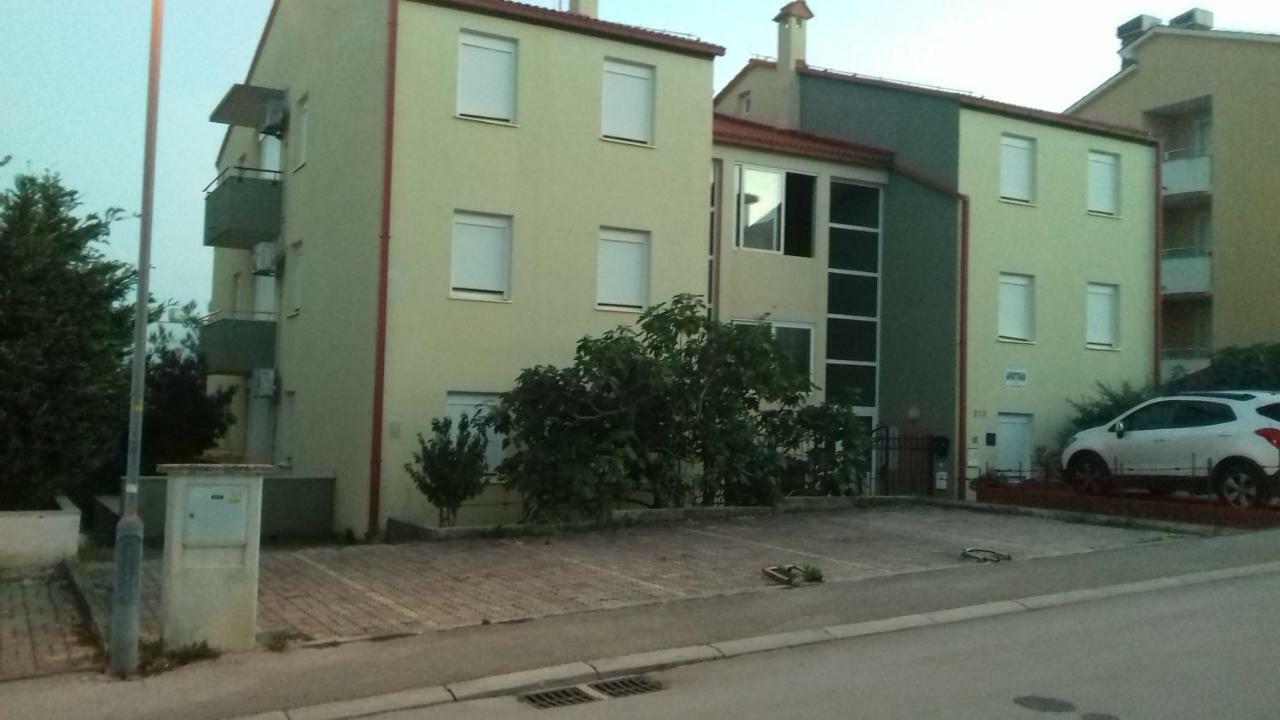 Kamenjak Free Bikes Apartment Premantura Luaran gambar
